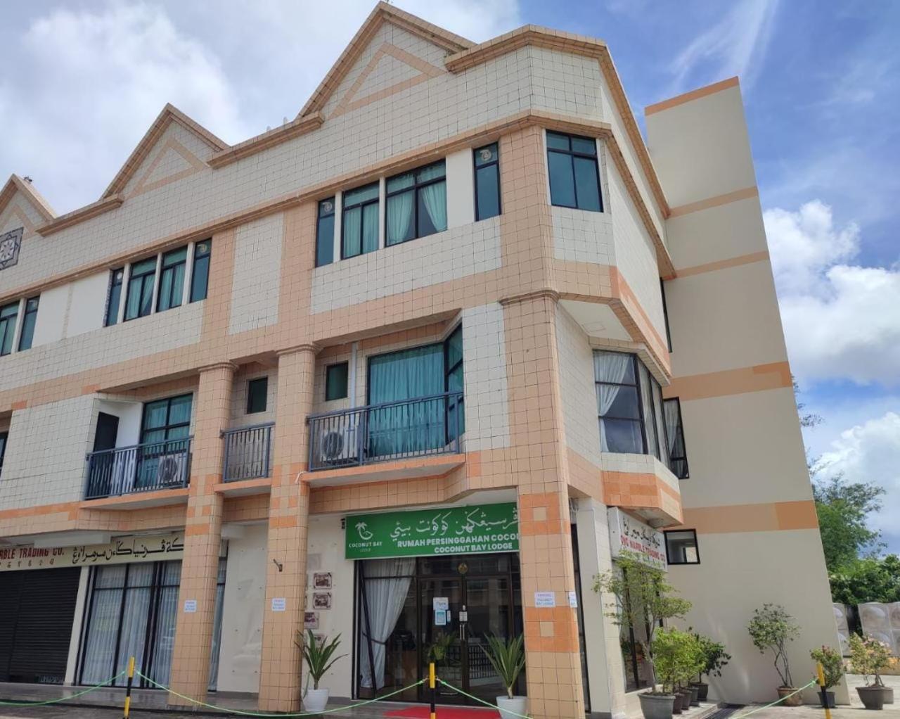 Coconut Bay Lodge - Beribi Bandar Seri Begawan Exterior foto